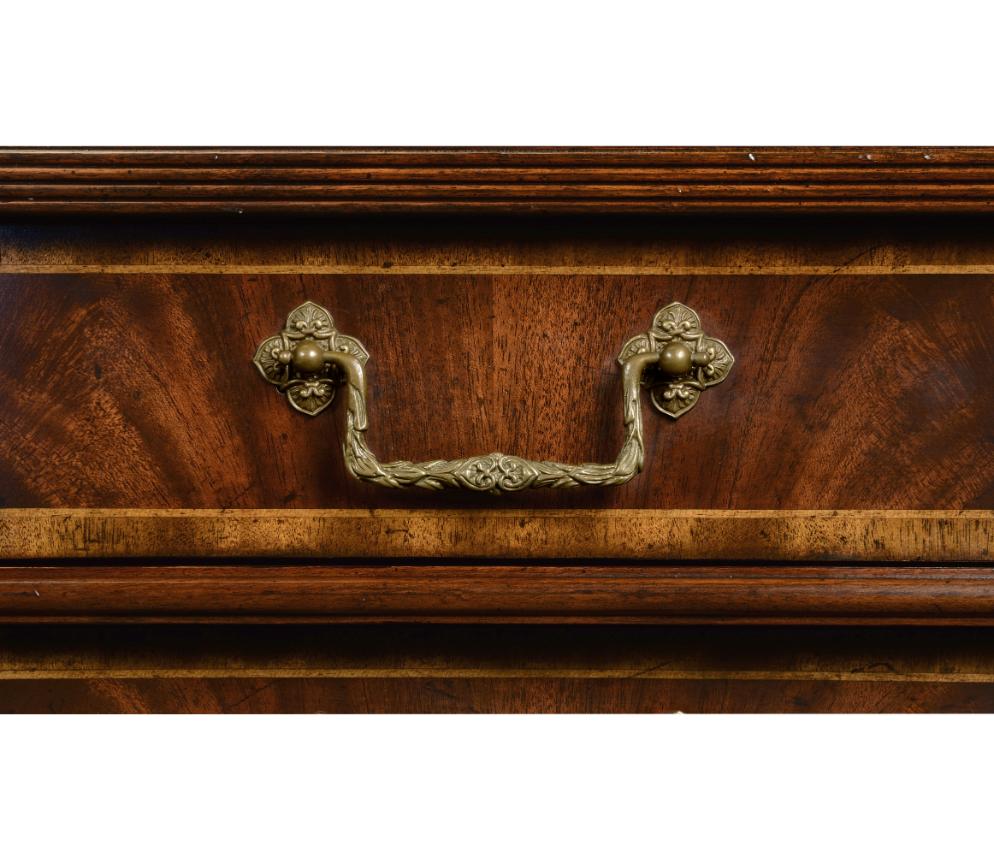 Buckingham Mahogany Chest of Drawers with Concave Profile