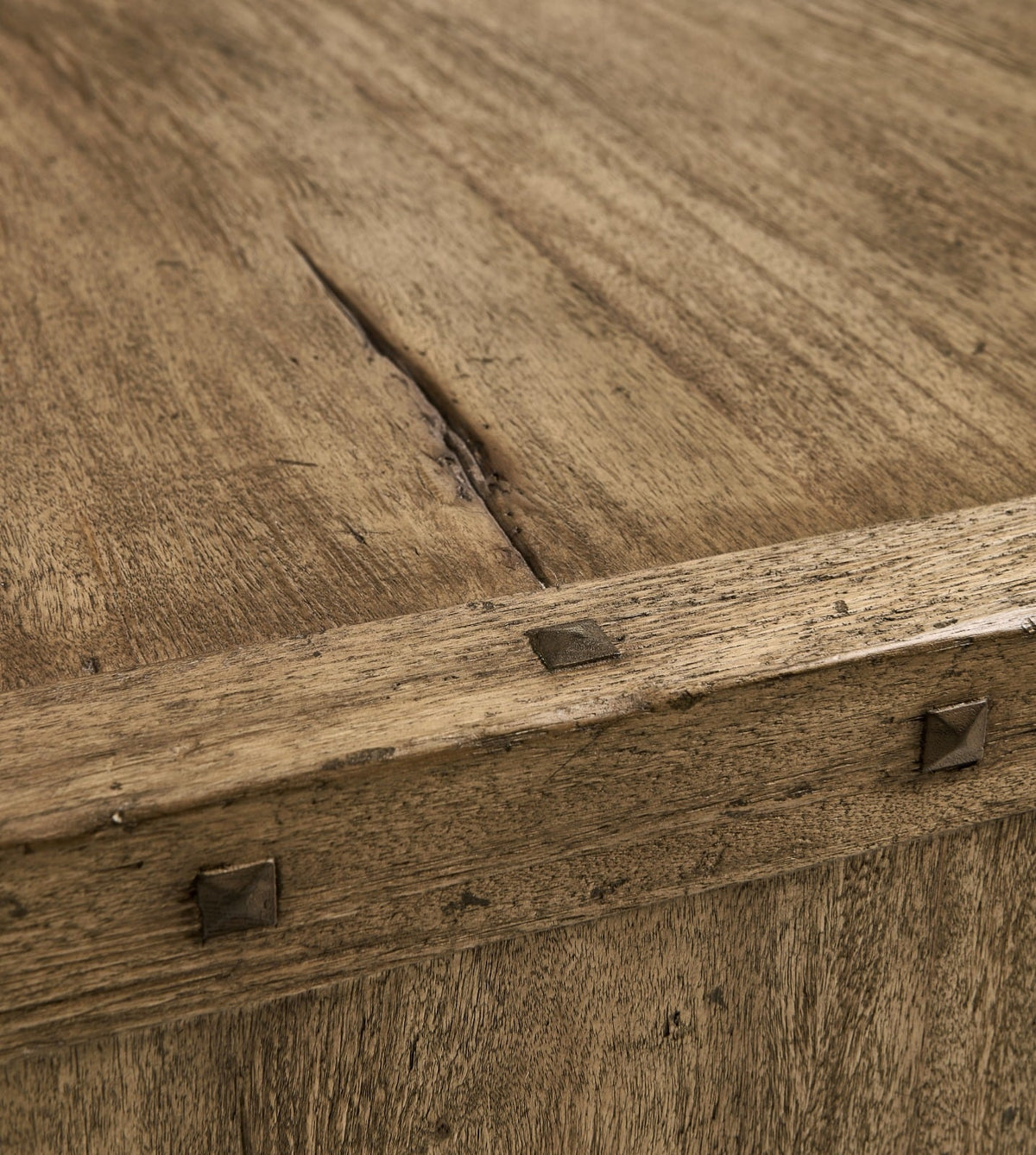 Stone Ridge Rectangular Coffee Table Light