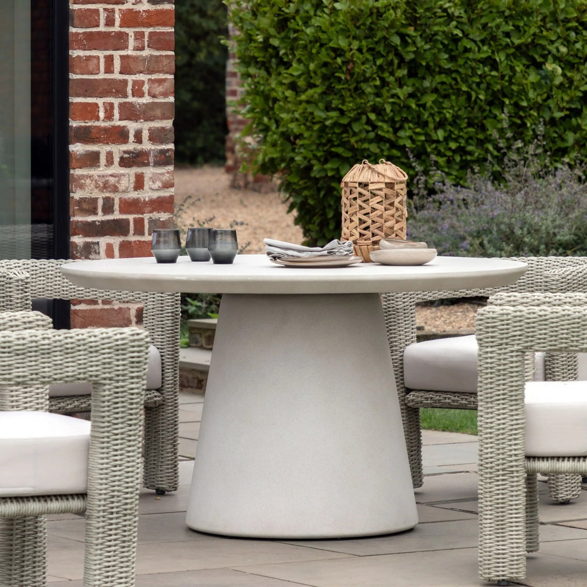 St Tropez Outdoor Dining Table