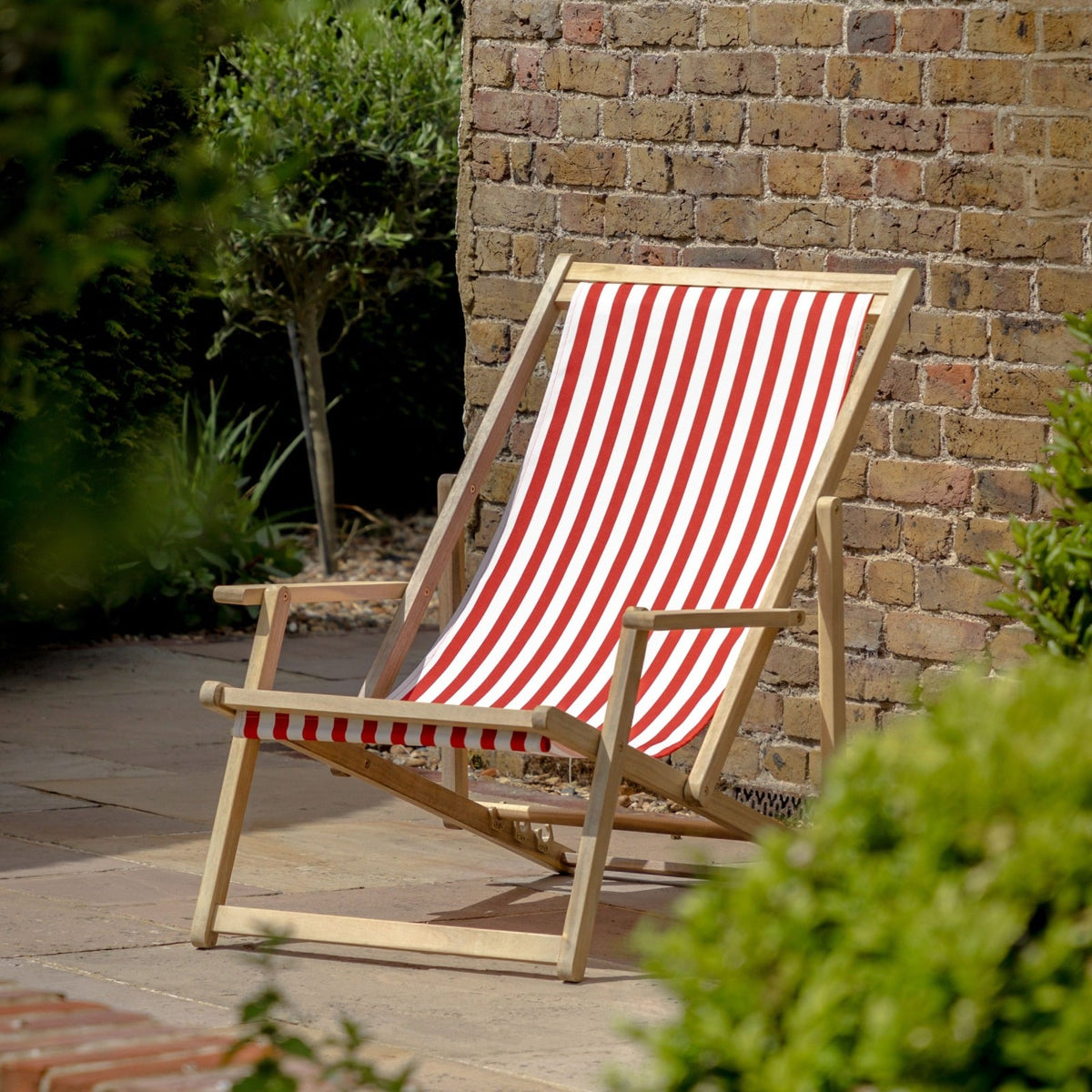 Crete Deck Chair in Red Stripe