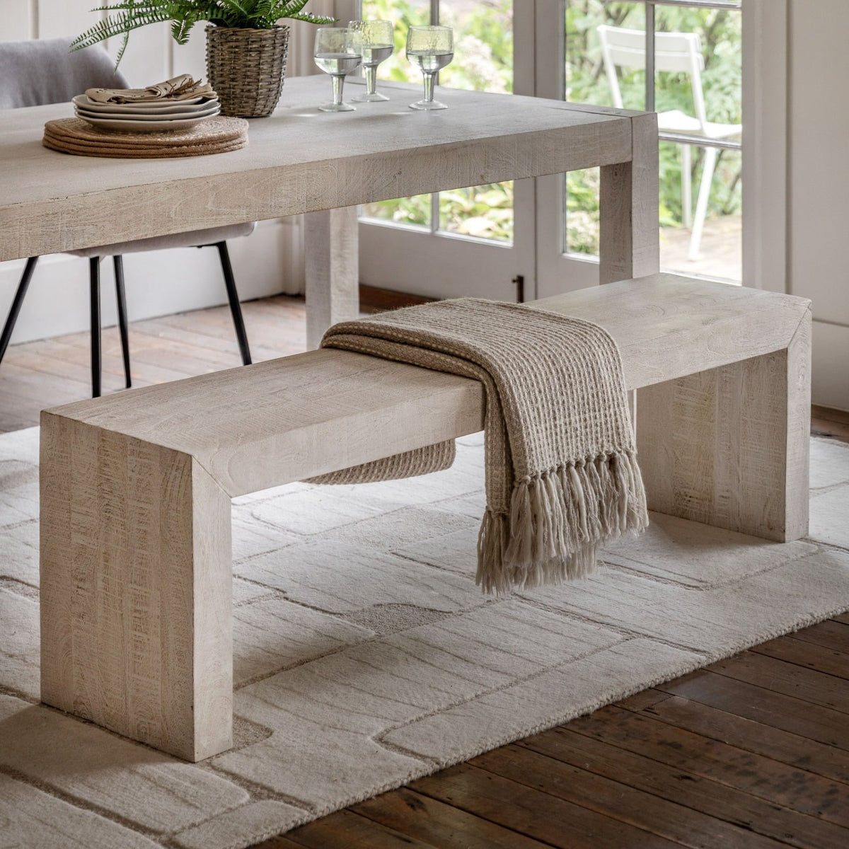 Wisconsin Dining Bench in Whitewash