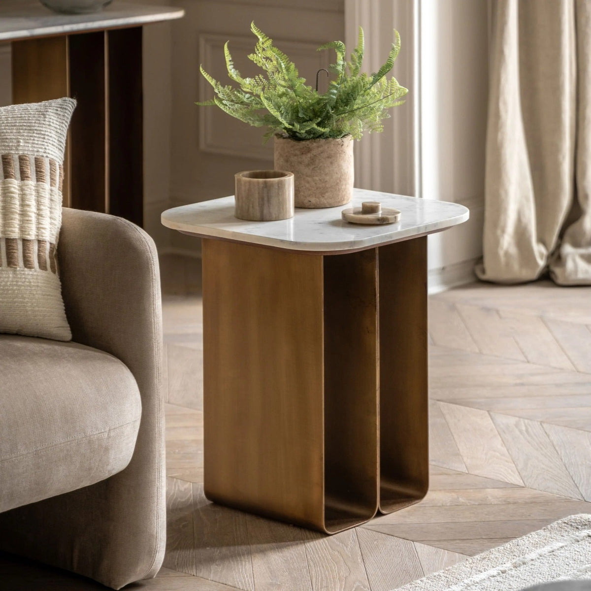 Viardo Side Table