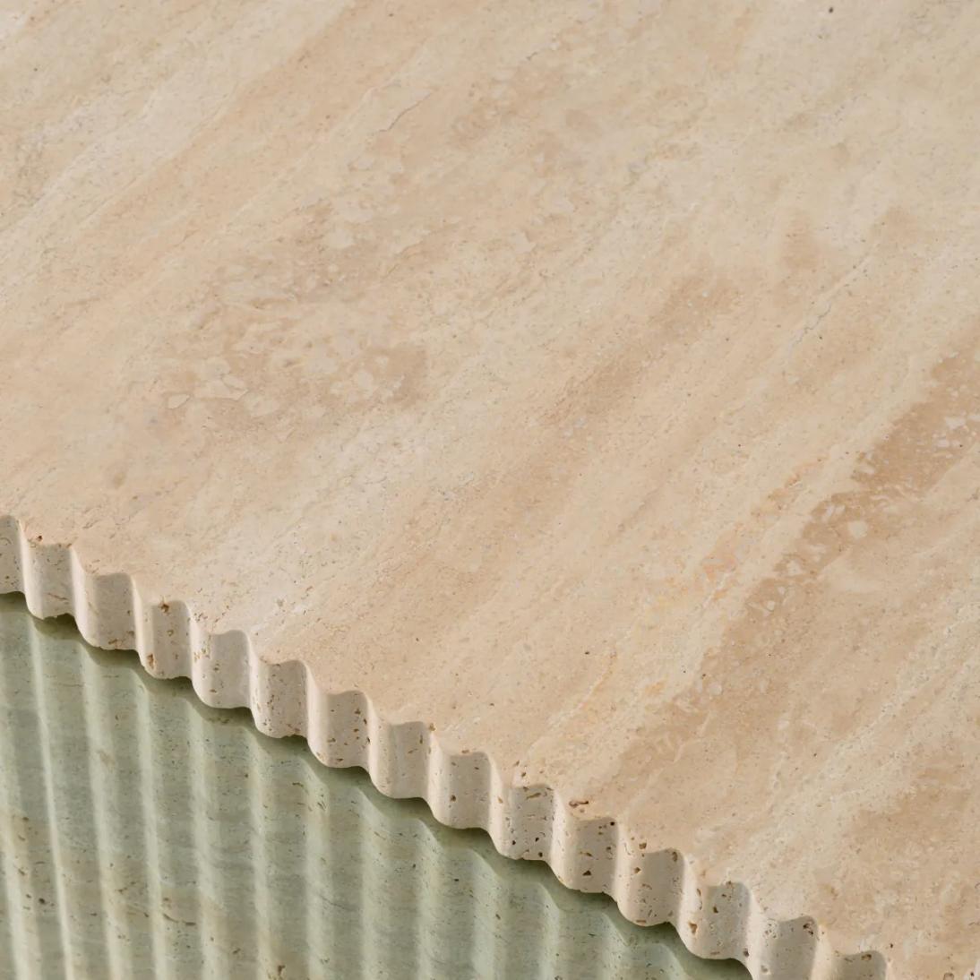Coffee Table Brindisi in Travertine