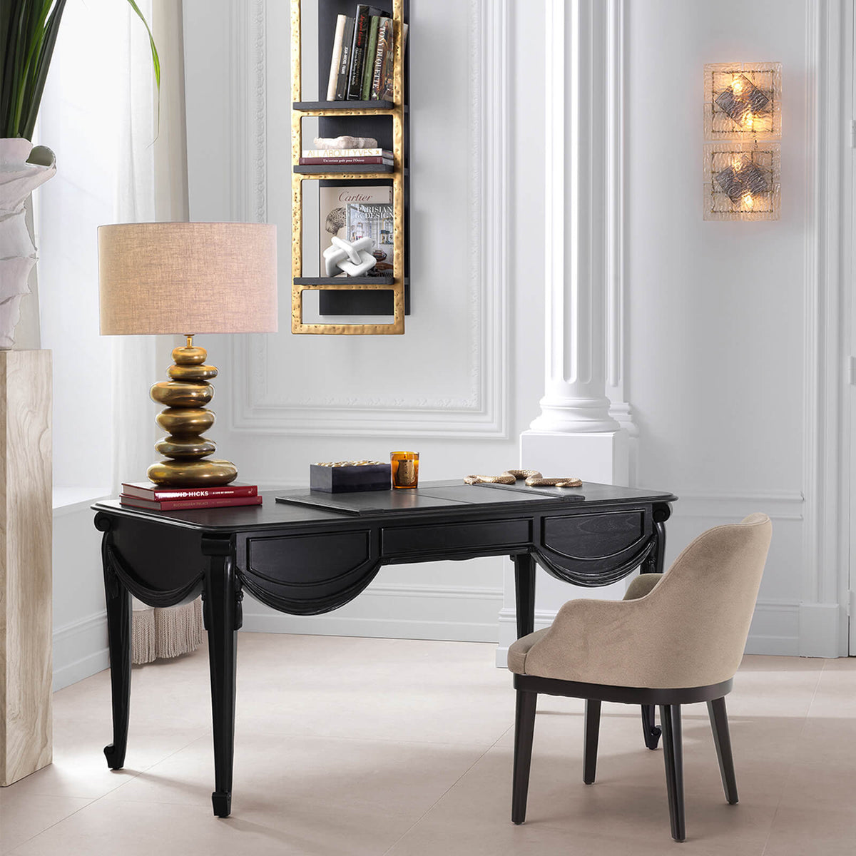 Zafiro Desk in Black