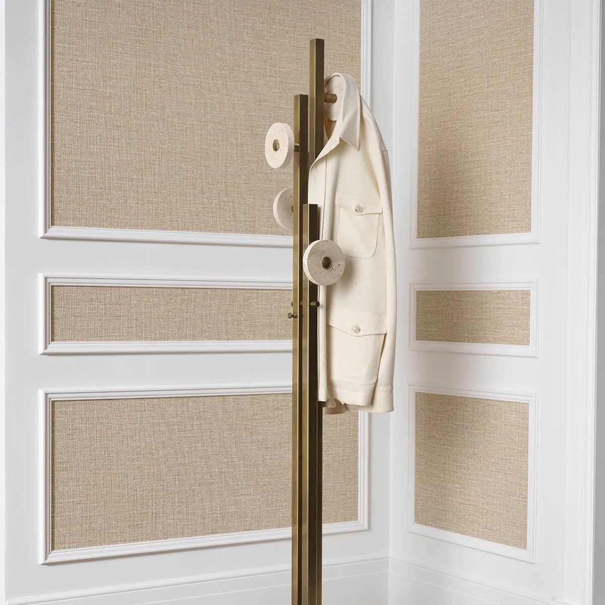 Coatrack Amadora
