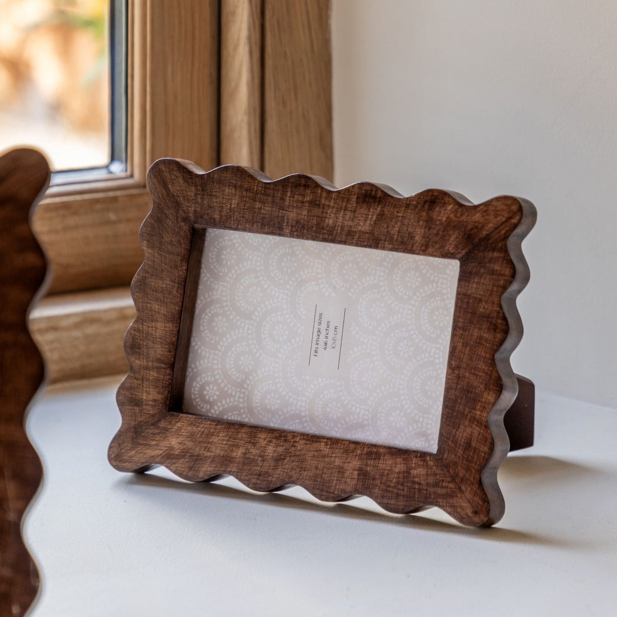 Avila Wooden Scallop Photo Frame 6x4"