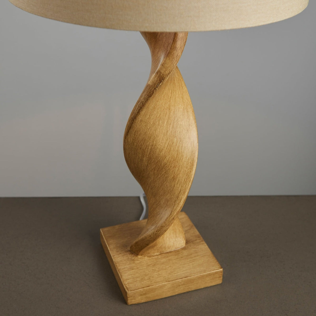 Arius Table Lamp