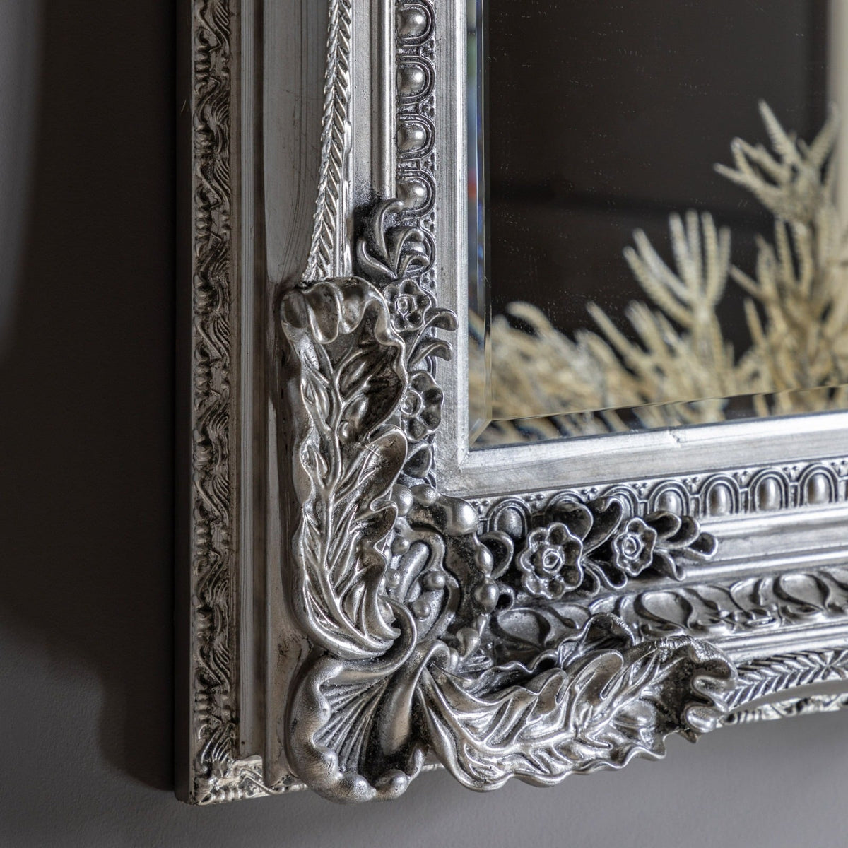 Gloucester Carved Wall Mirror in Silver