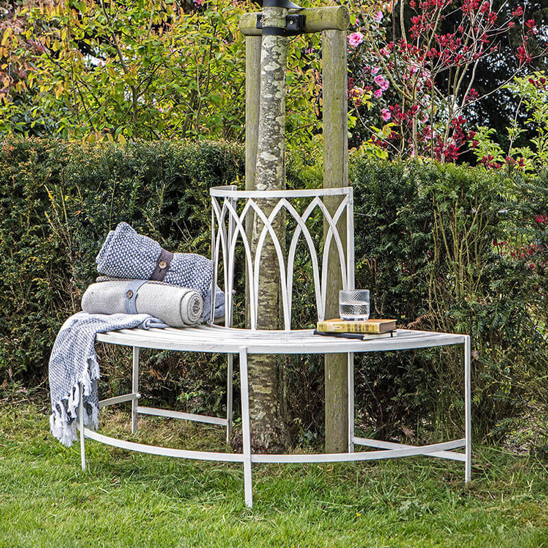 Allen Outdoor Tree Bench in Gatehouse