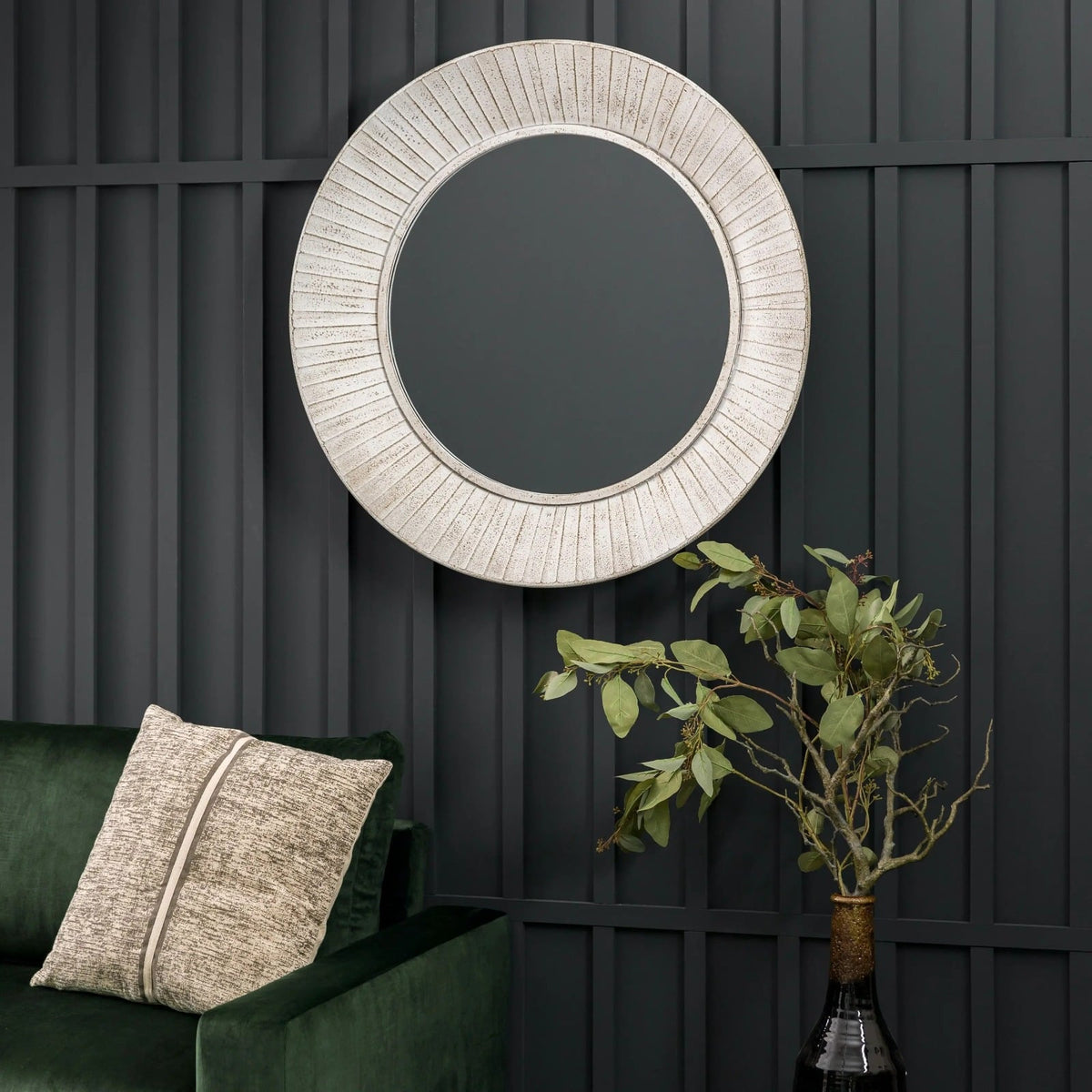 Northmoor Mirror in Metal - Round