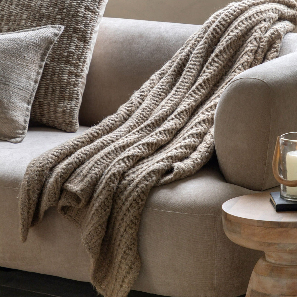 Luxury Melange Knit Throw in Oatmeal
