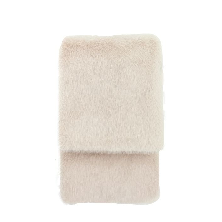 Maple Faux Fur Throw in Oatmeal