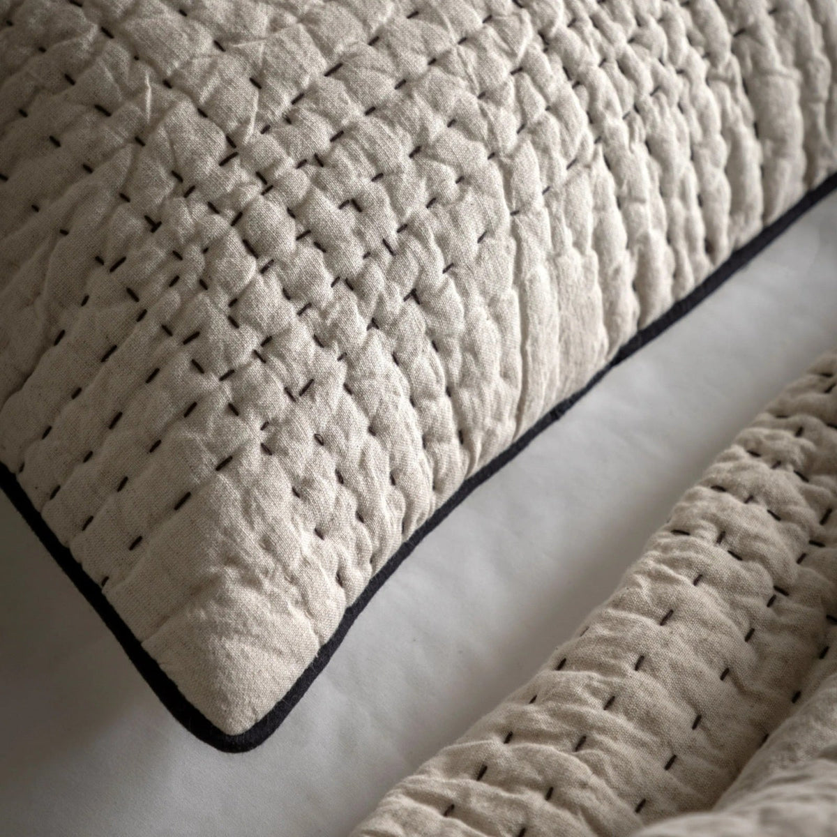 Matrix Cushion Beige