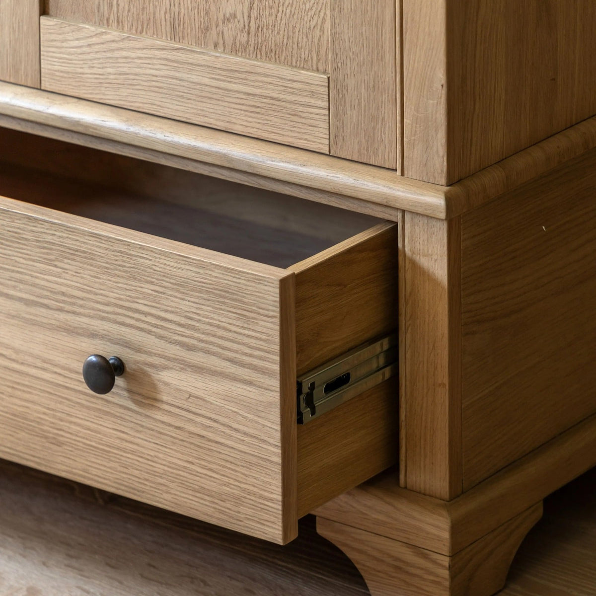 Ledbury Wardrobe