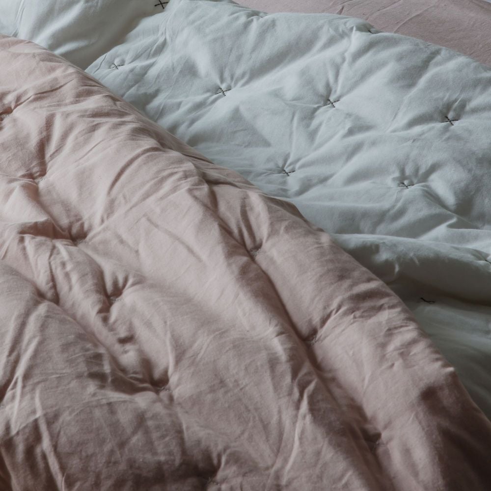 Cordelia Cotton Bedspread in Blush