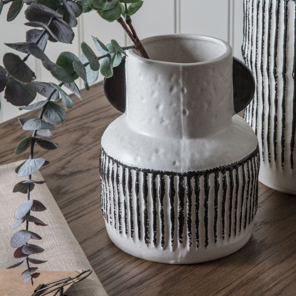 Kubota Small Vase