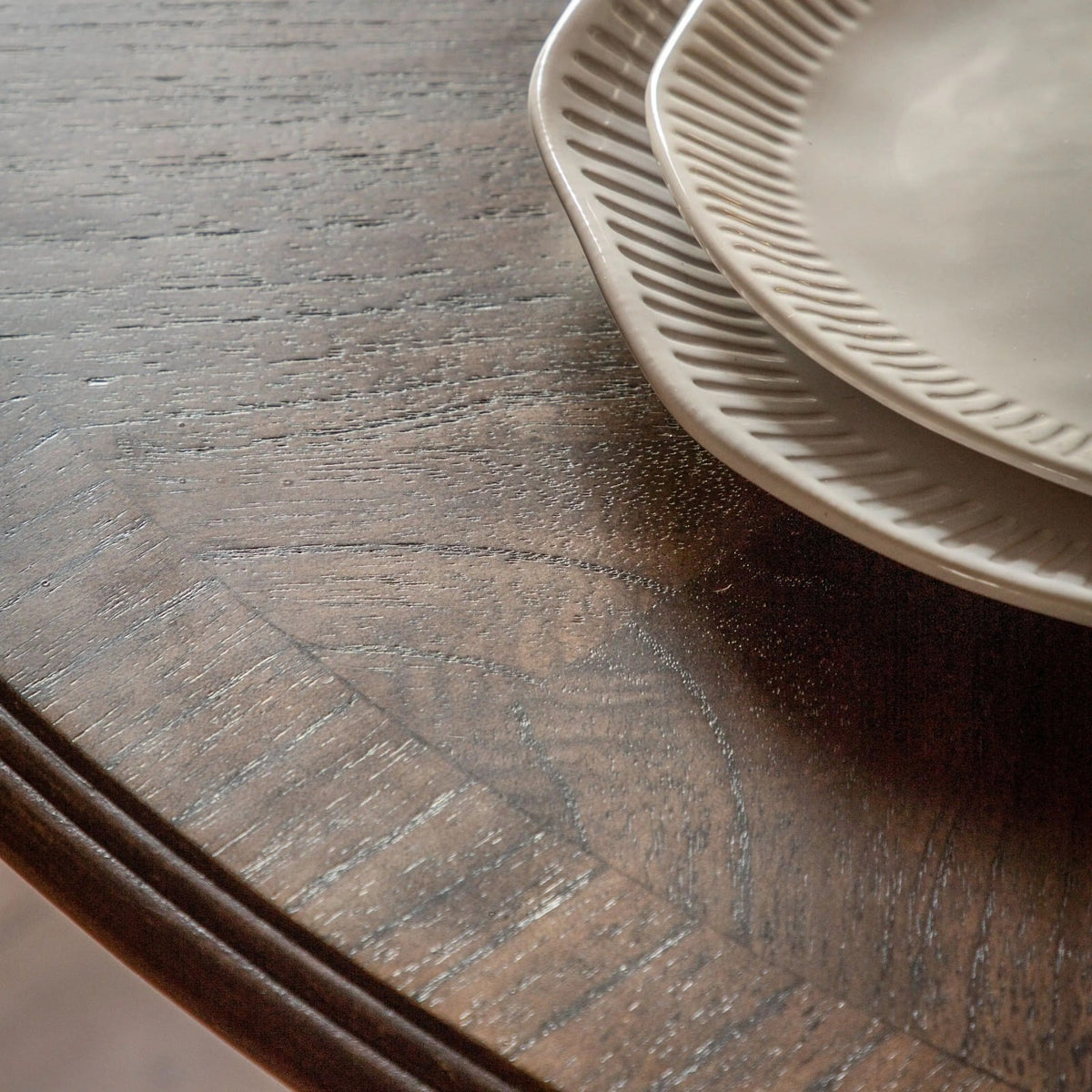 Buckingham Extending Round Dining Table - 120-160cm