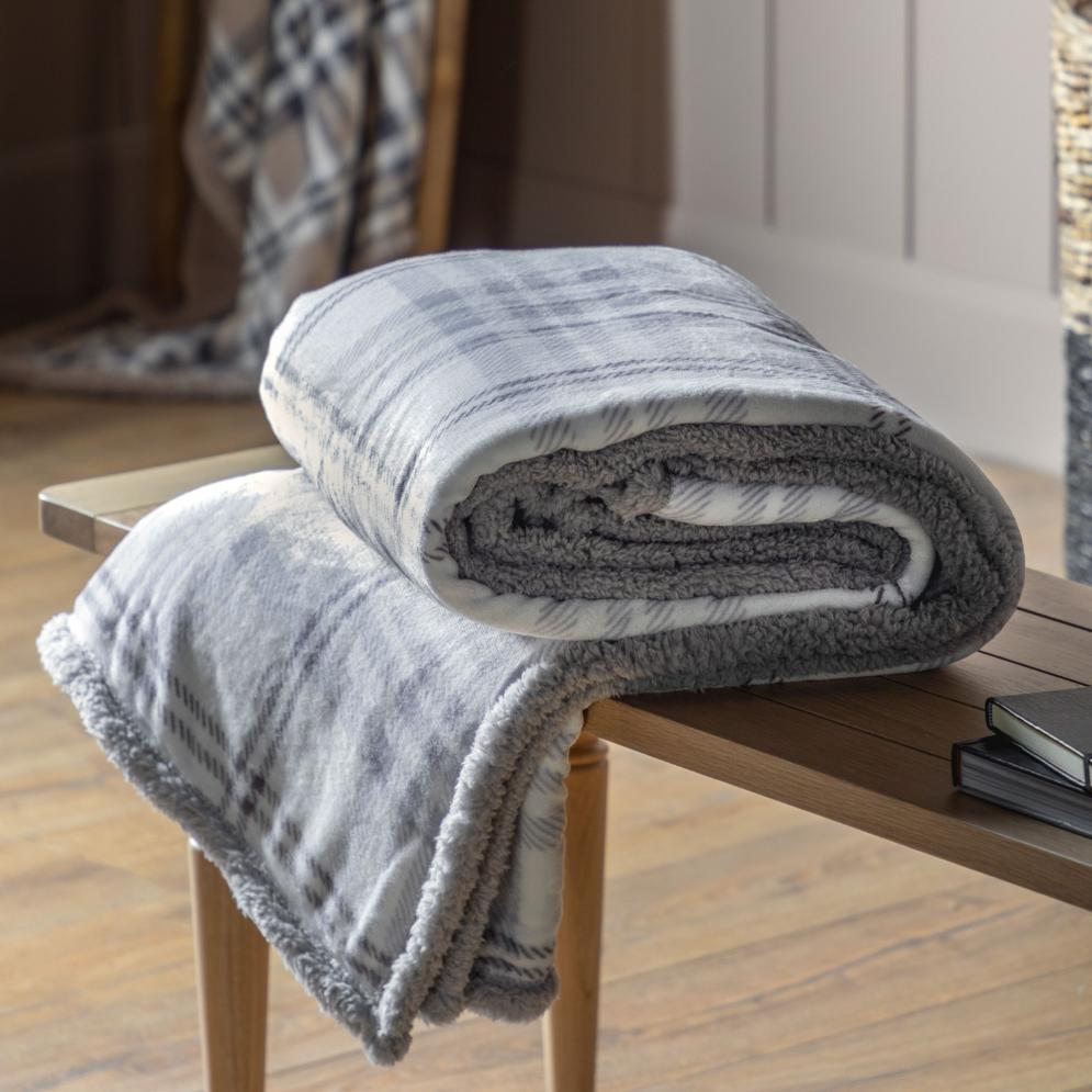Tartan Faux Sherpa Throw Grey
