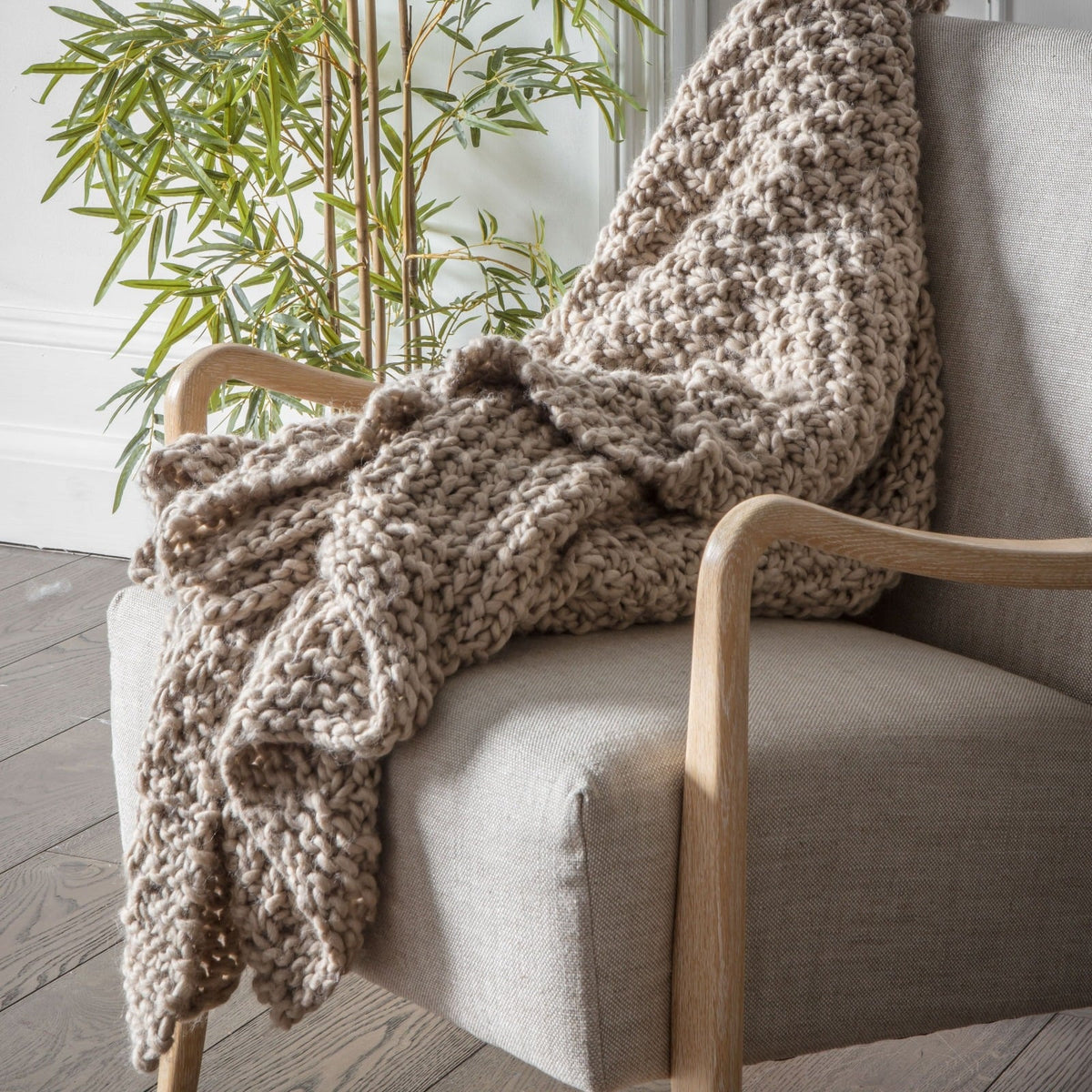 Baldwin Chunky Knitted Throw in Oatmeal