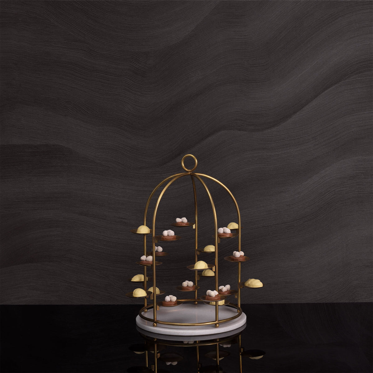 Alturo Cake Stand in Vintage Brass and White Marble