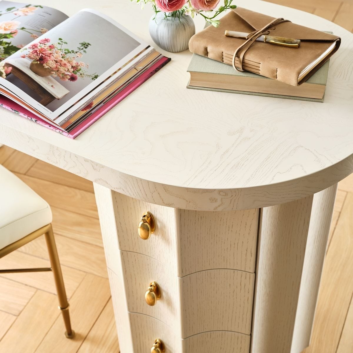 Adorable Writing Desk