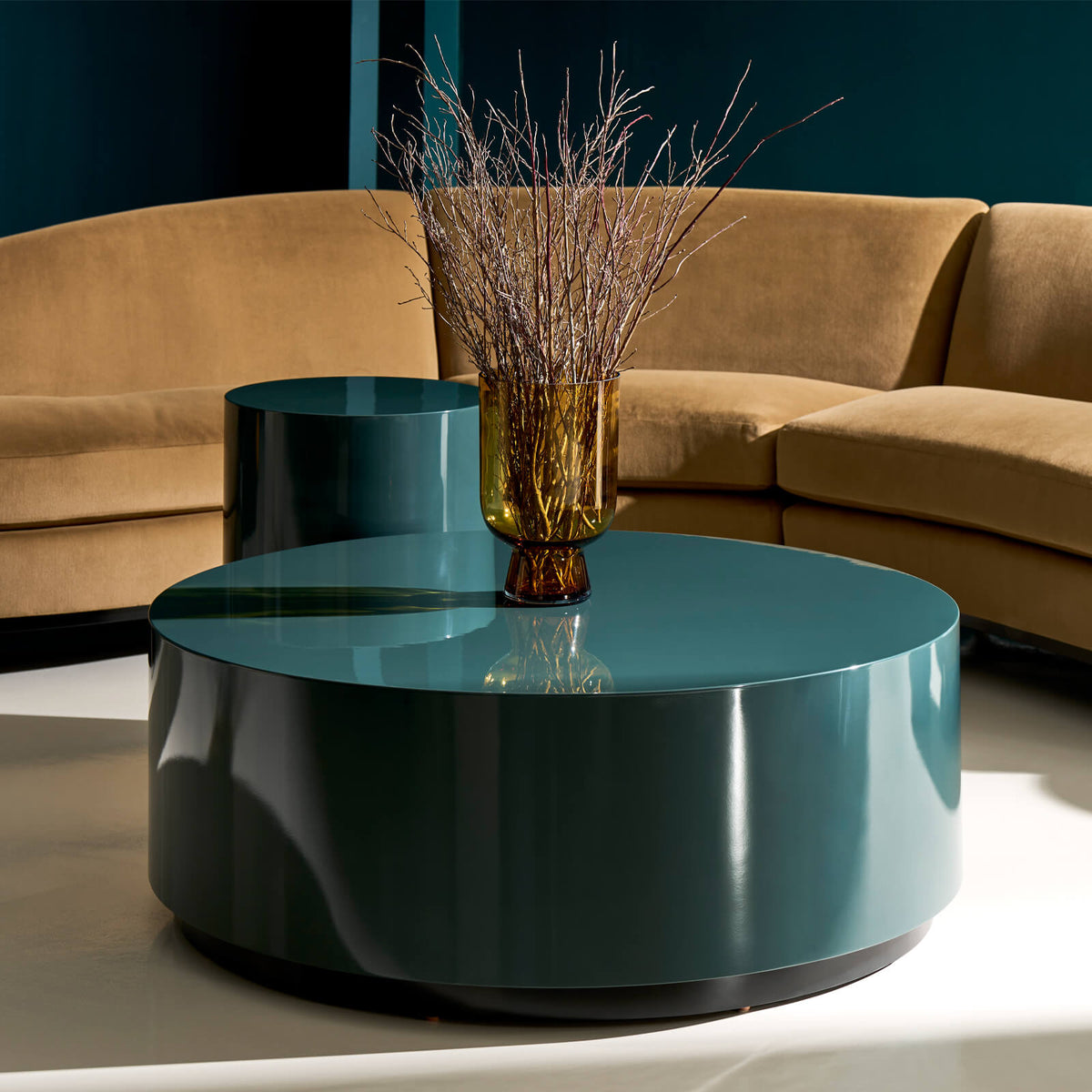 Coffee Couture Round Coffee Table in Apatite