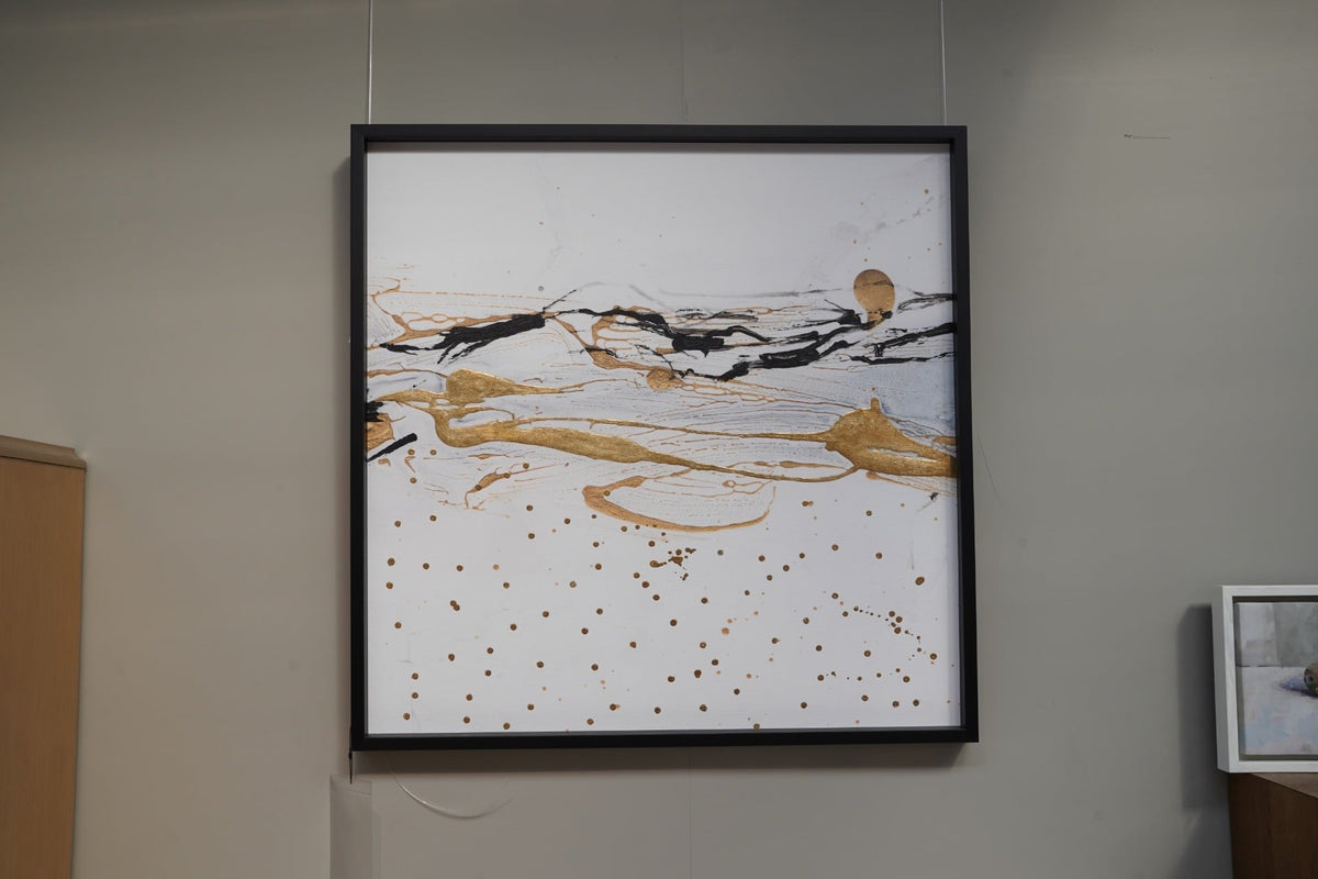 Outlet Golden Kelp IV By Ethan Harper - Limited Edition Framed Print 97 x 97 cms