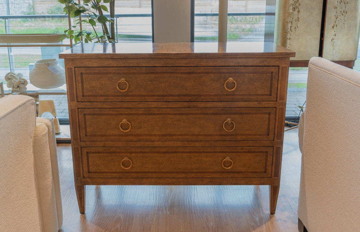Outlet Rectangular English Brown Oak Chest of Drawers