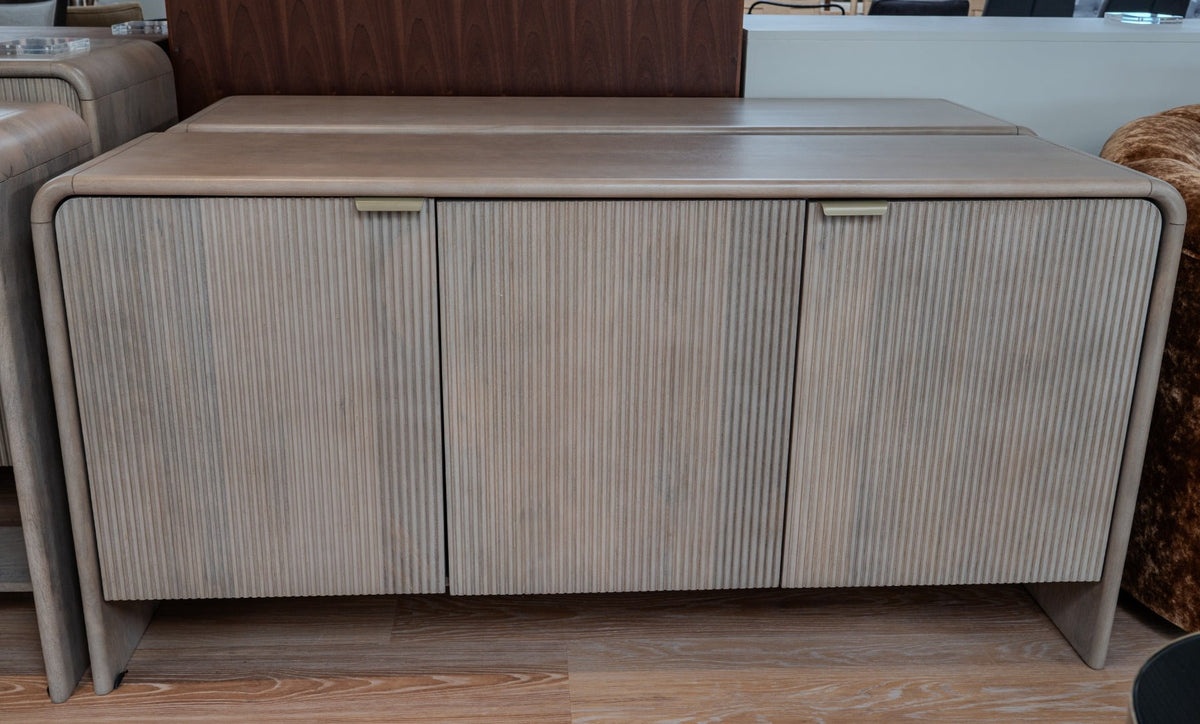 Outlet Celena 3 Door Sideboard