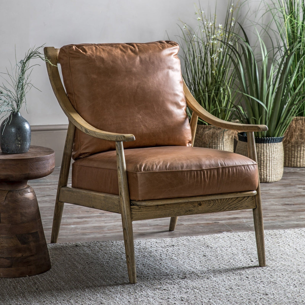 Millow Armchair in Brown Leather