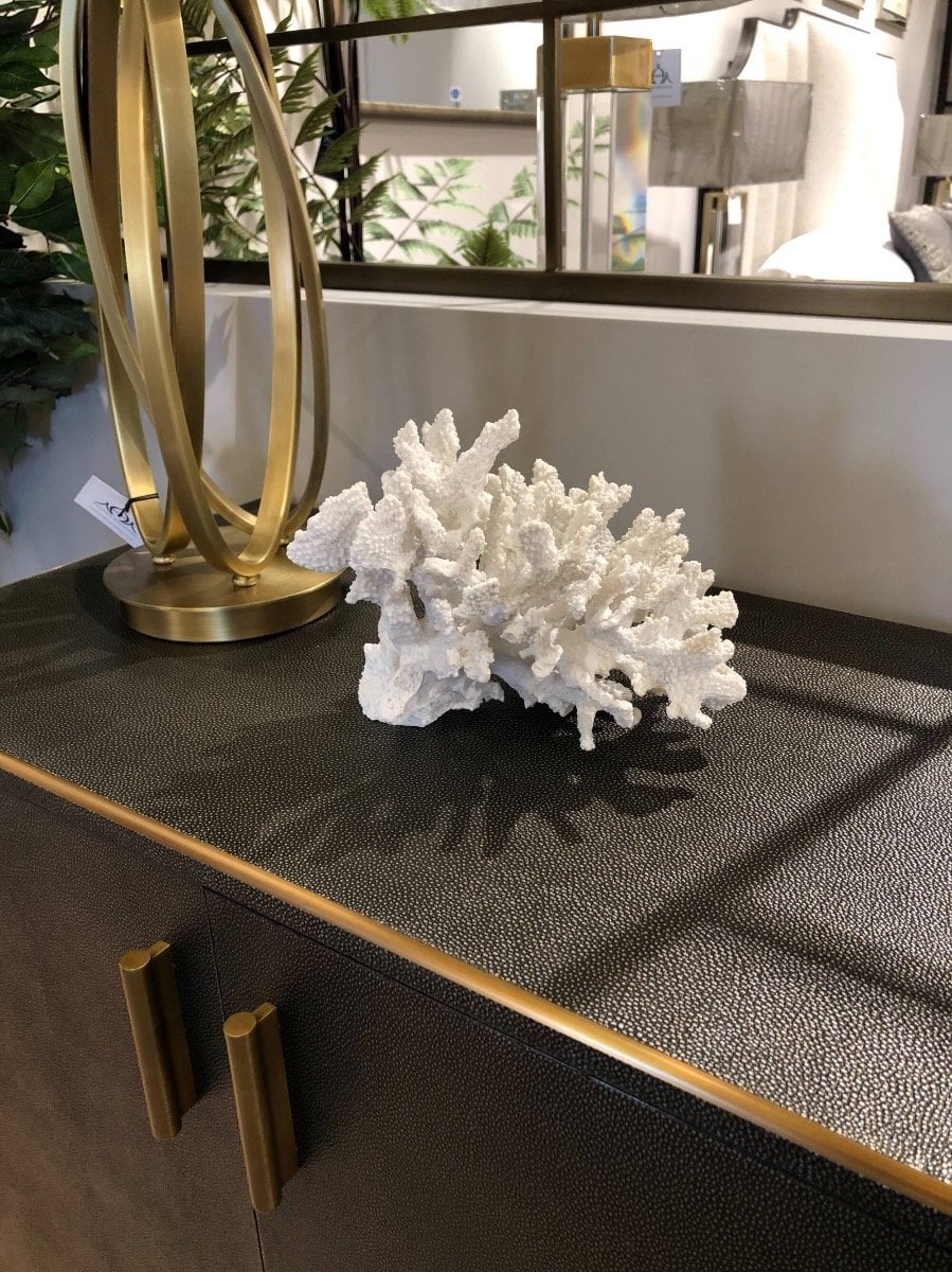 Rosario Coral Ornament in White
