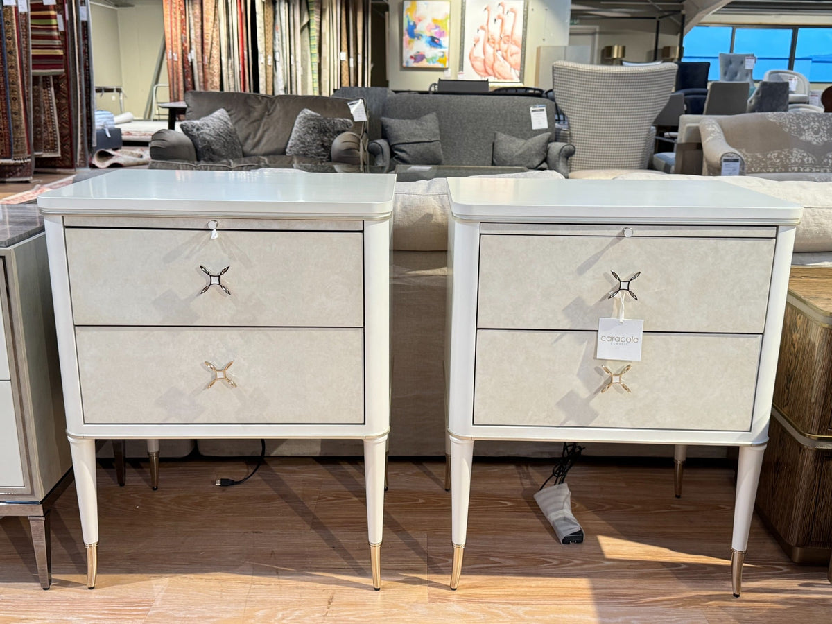 Outlet Caracole Finishing Up Bedside Table