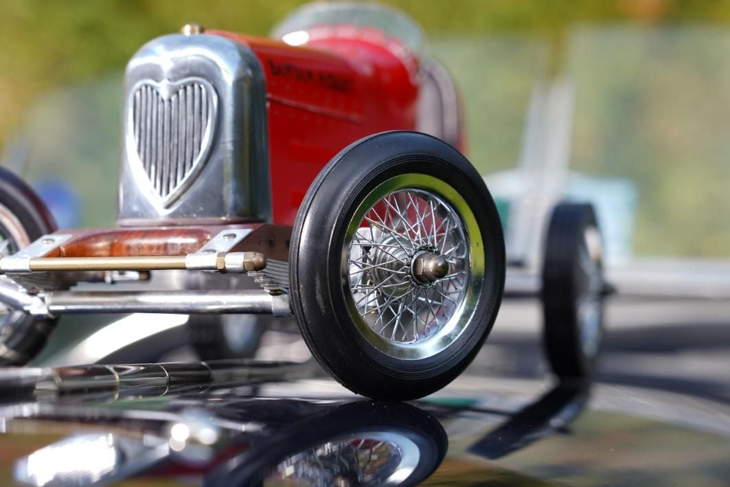 Red Bantam Midget
