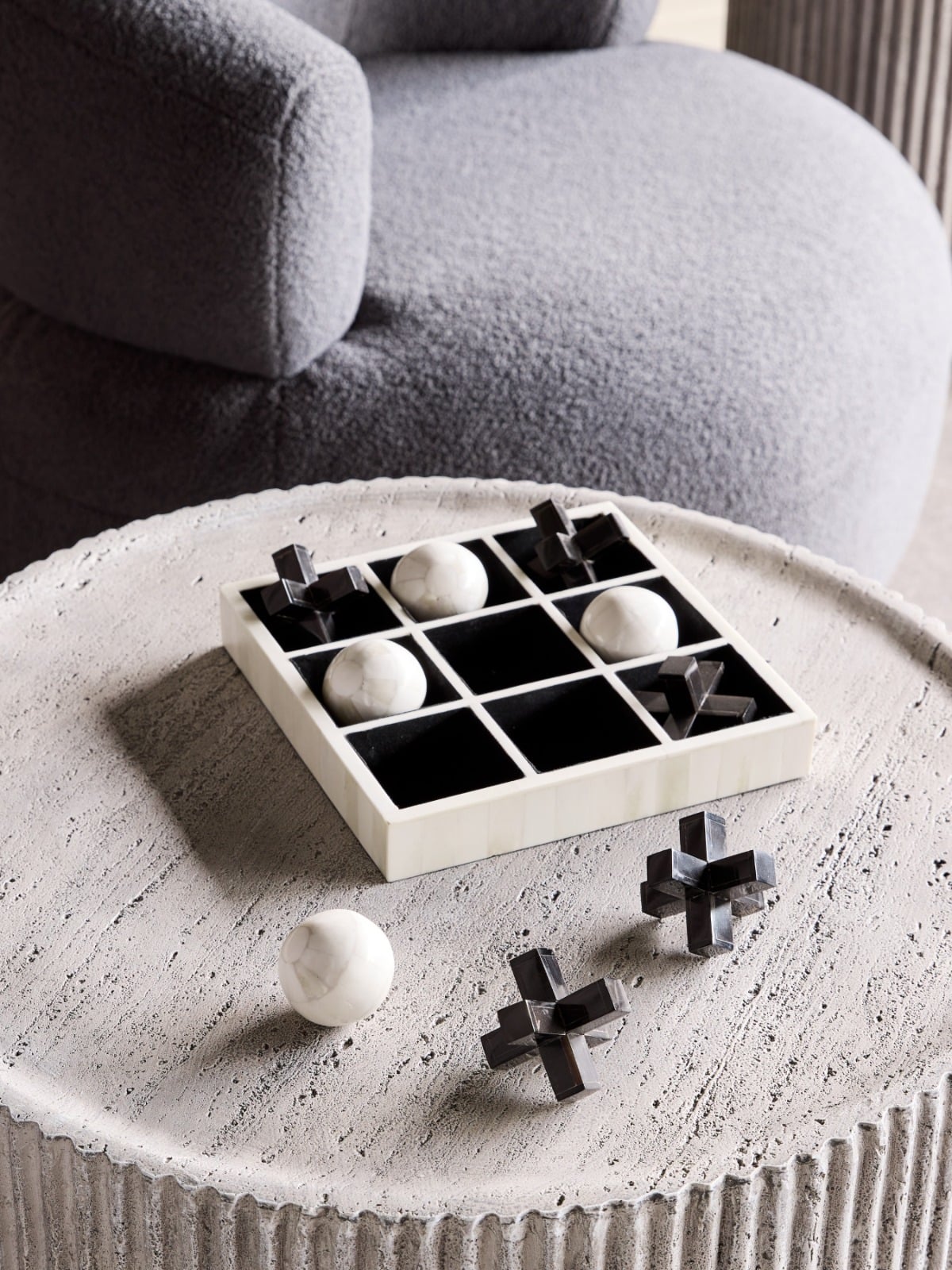 Farnham Off White and Black Bone Horn Inlay Noughts and Crosses