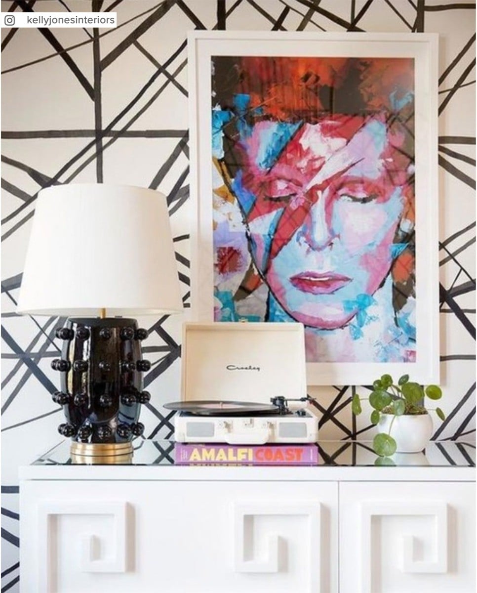 Linden Medium Lamp | Black Porcelain