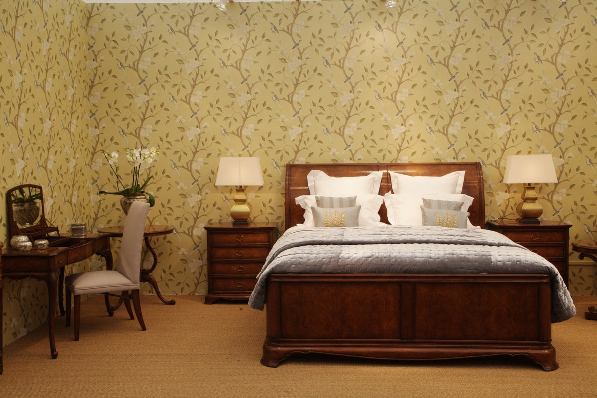 Monarch Sleigh Bed - King