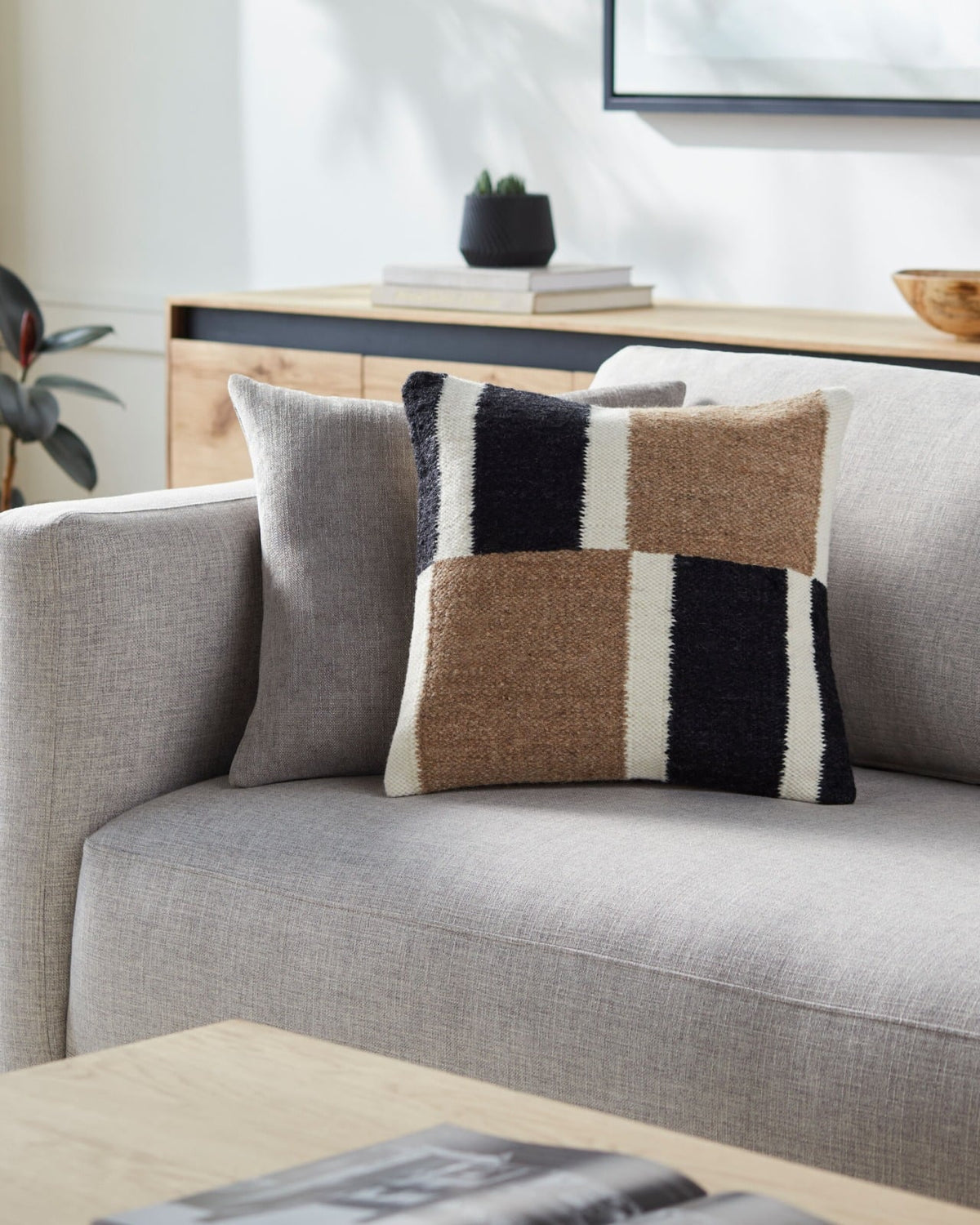 Osmund Woven Cushion in Black - 51 x 51 cm