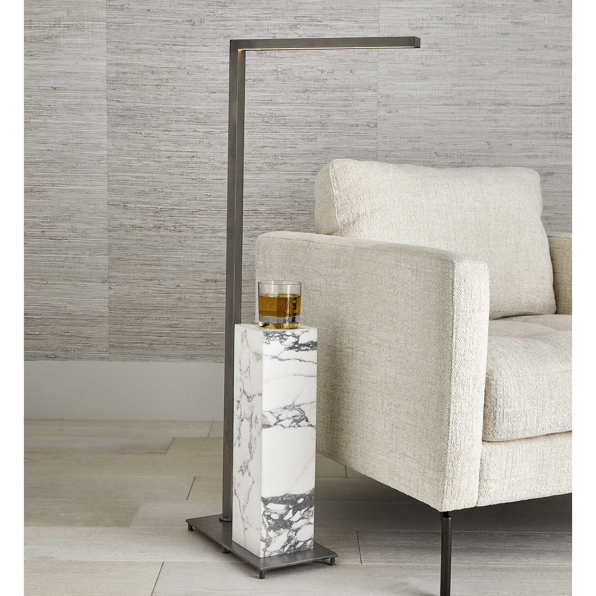 Illume Drink Stand - Marble/Bronze