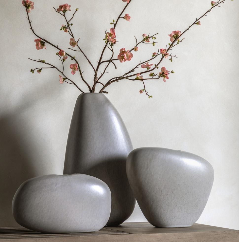 Manai Pebble Vase Small