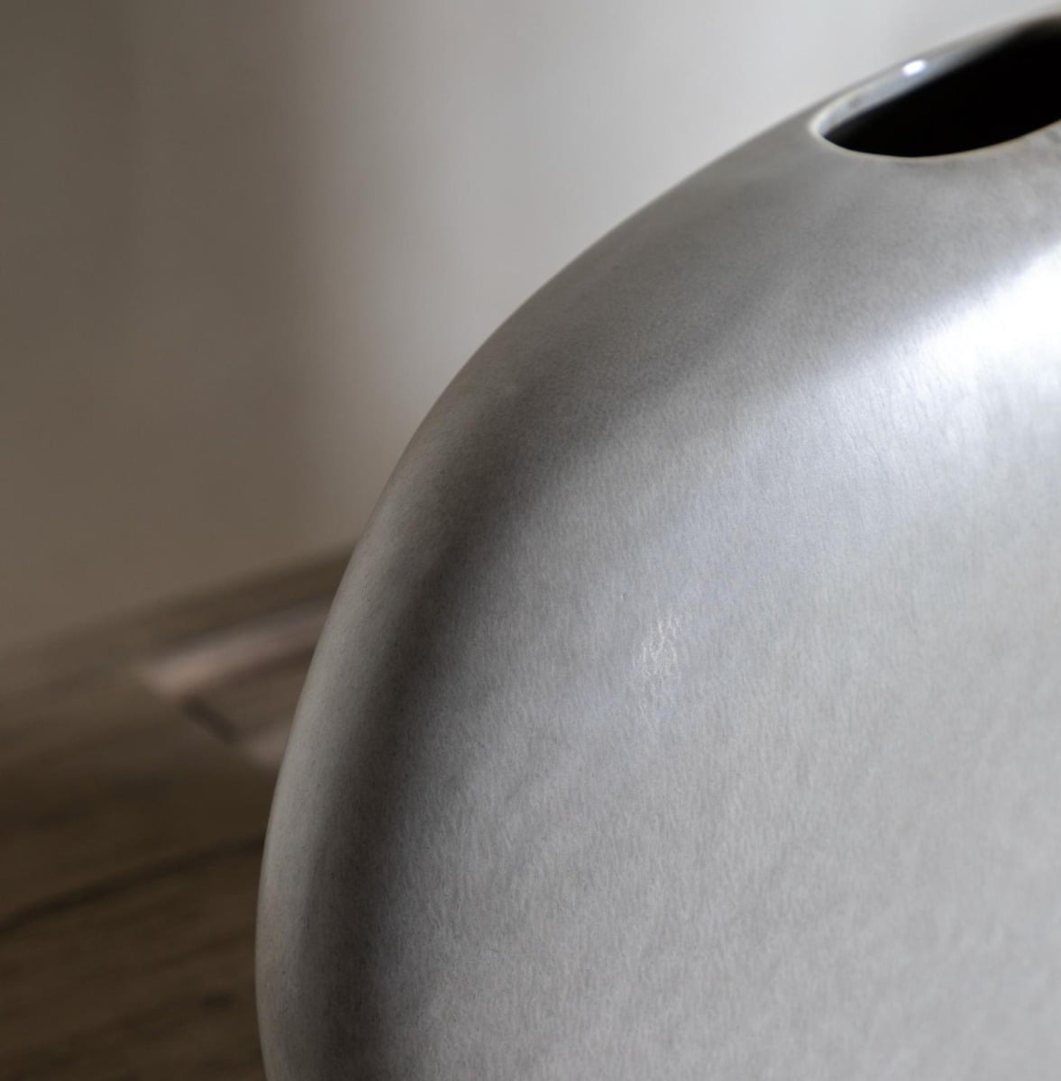 Manai Pebble Vase Small