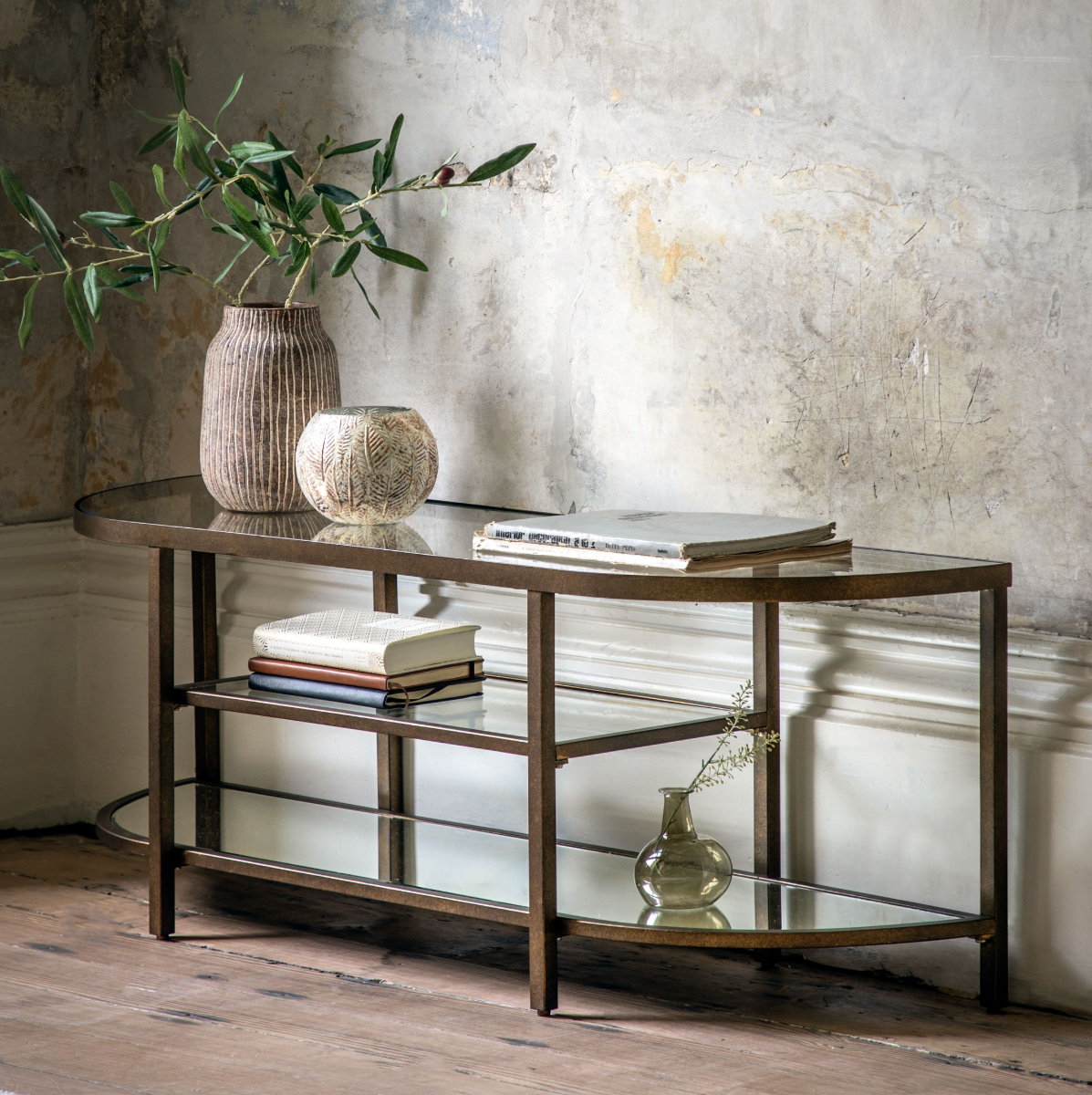 Aurelia Media Unit