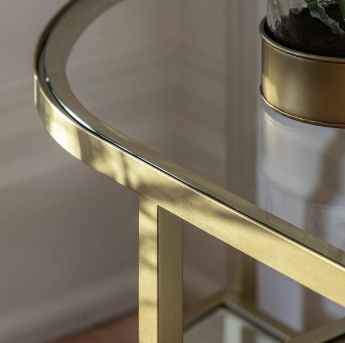 Aurelia Media Unit in Champagne
