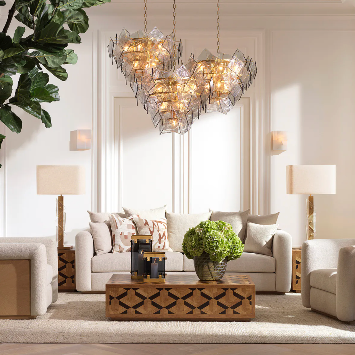 Table Lamp Mirabella in Vintage Brass