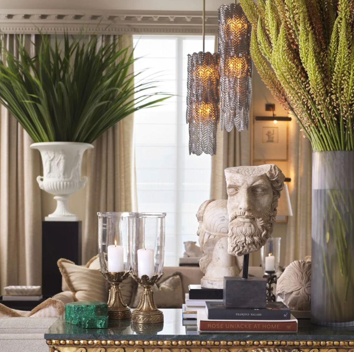 Sahure Chandelier in Brushed Brass - Small