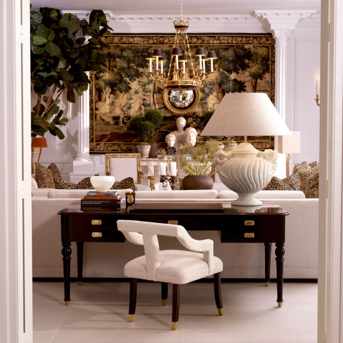 Antonine Table Lamp