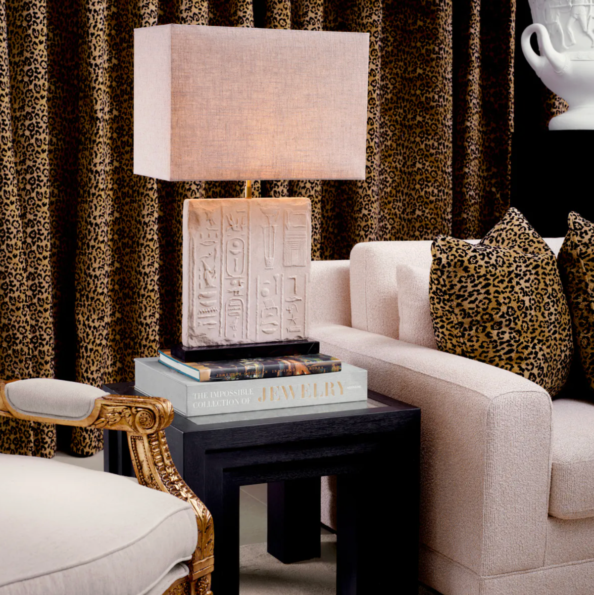 Hathor Table Lamp in Sandstone