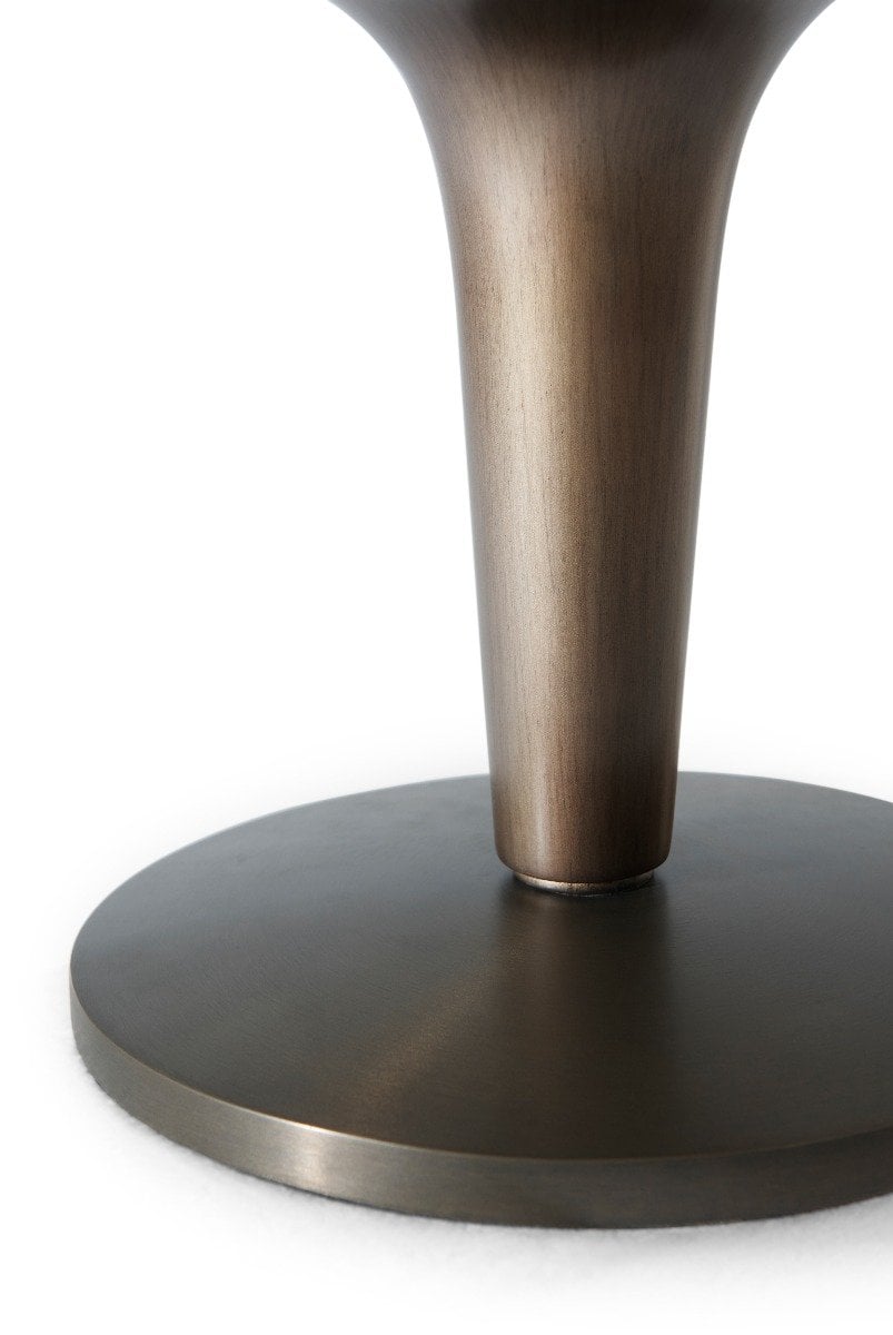 Table Lamp Stance