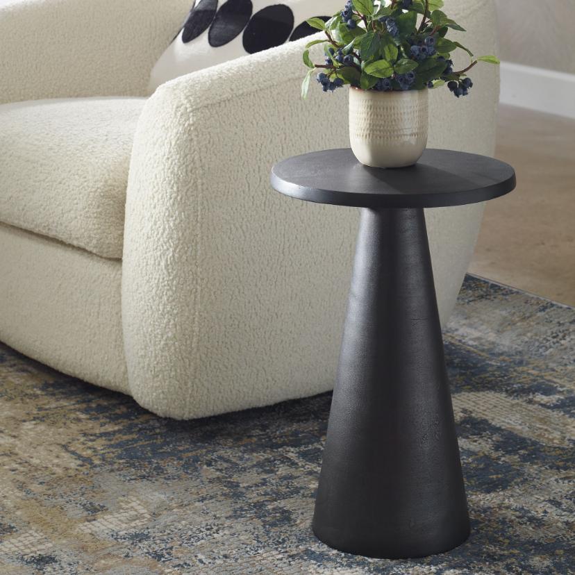 Tulip Side Table Black