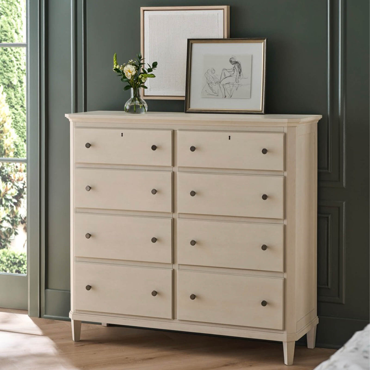 Willow 8-Drawer Chest of Drawers