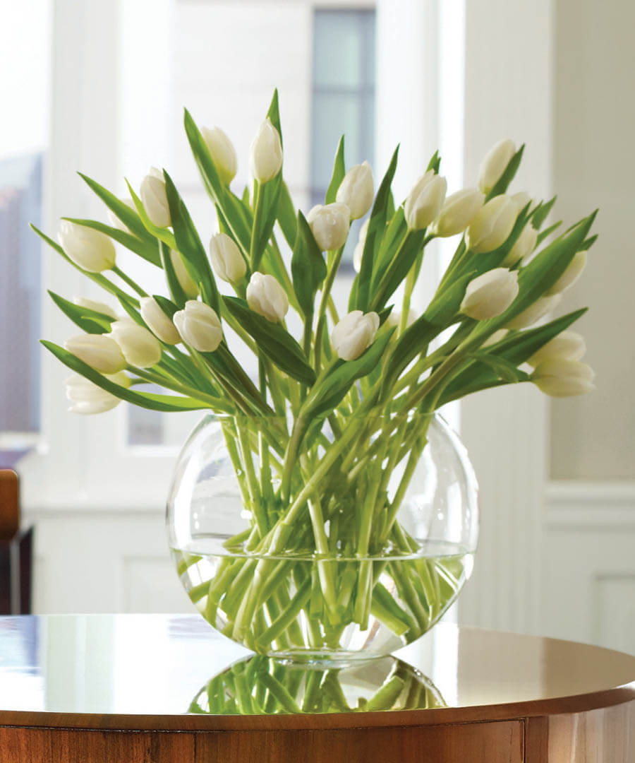 How to Choose the Right Vase for Flowers | Pavilion Broadway